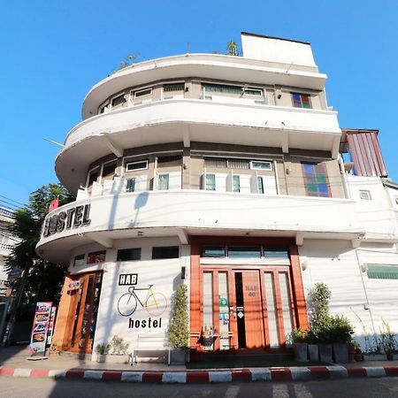 Oyo 552 Hab40 Hostel Chiang Mai Exterior photo