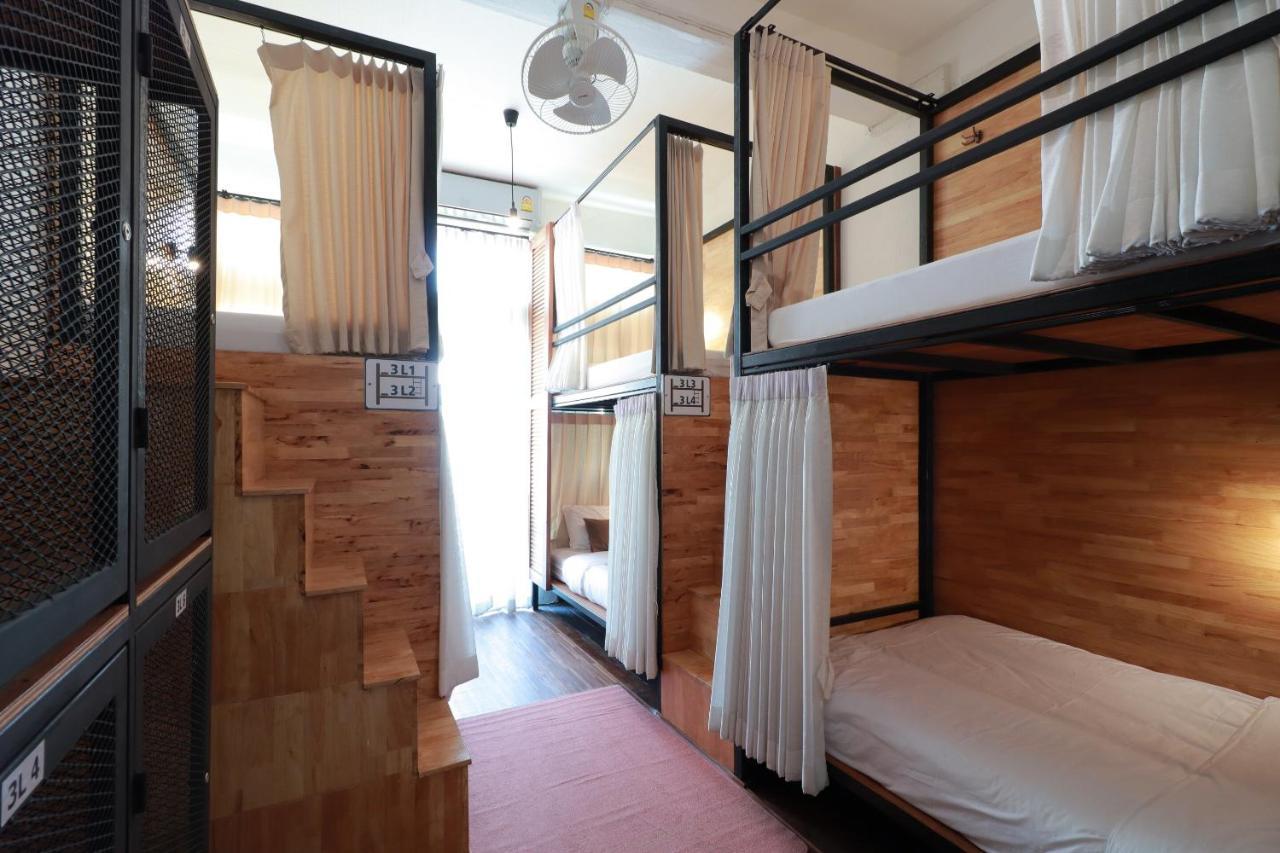 Oyo 552 Hab40 Hostel Chiang Mai Exterior photo