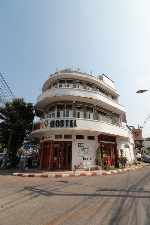 Oyo 552 Hab40 Hostel Chiang Mai Exterior photo