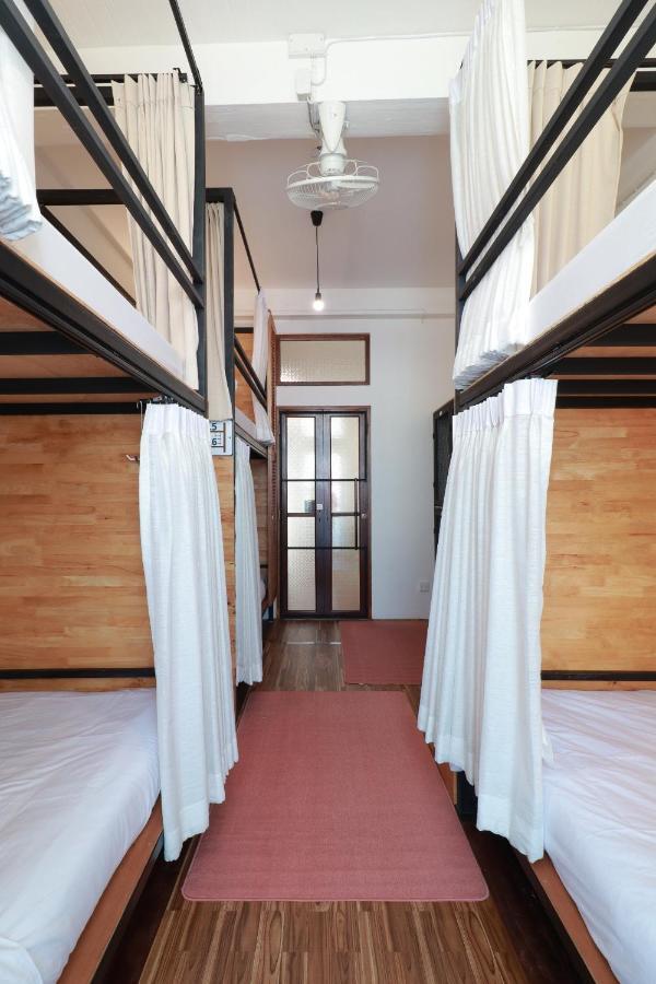 Oyo 552 Hab40 Hostel Chiang Mai Exterior photo
